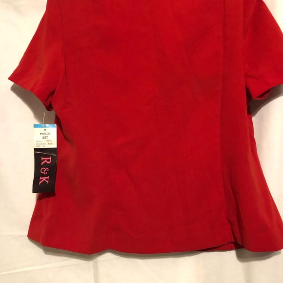 Jacket - red with black binding - Picture 2 of 3